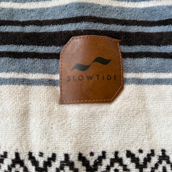 SLOWTIDE Oso Kids Surf / Swim Changing Poncho - Picture 5 of 5